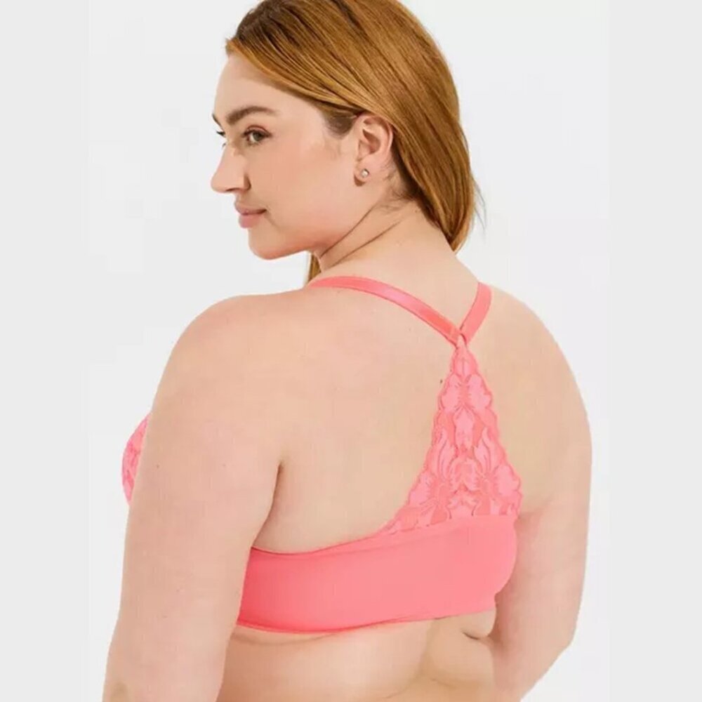 Torrid - 44D, T-Shirt Lightly Lined Lace Front Close Racerback Bra in Neon Pink 